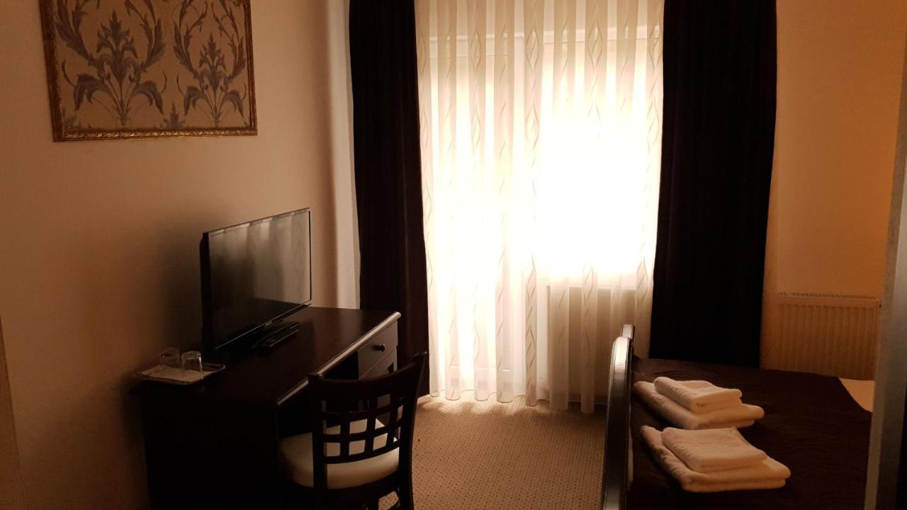 Popasul Regelui Transalpina Hotel 3*