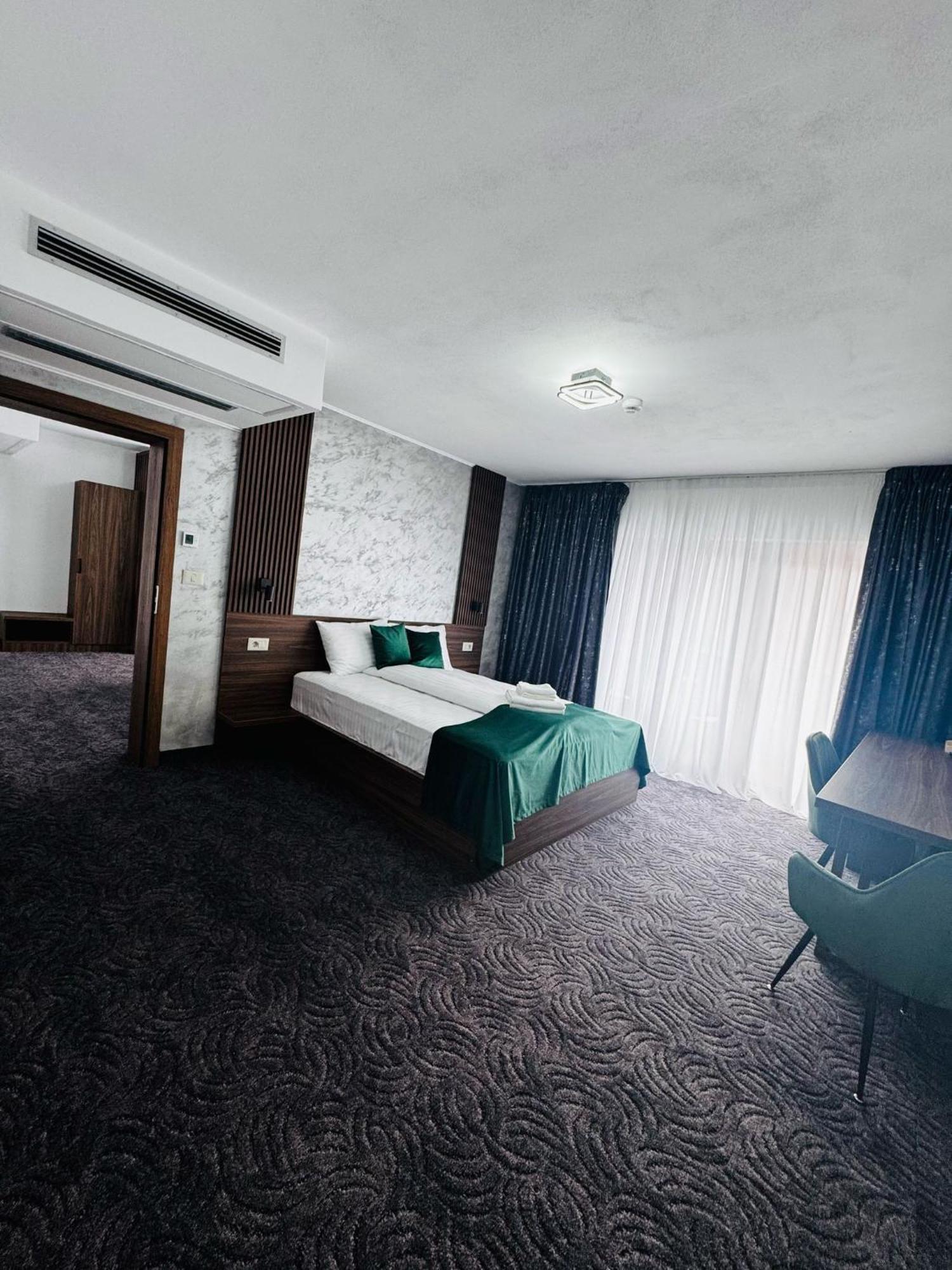 Hotel Popasul Regelui Transalpina 3*